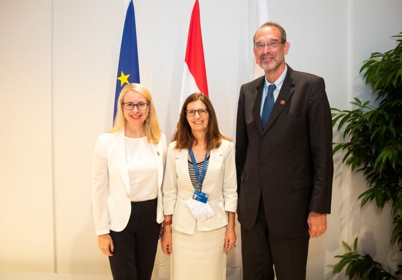 Federal Minister Margarete Schramböck, Director Manuela Geleng and Federal Minister Heinz Faßmann
