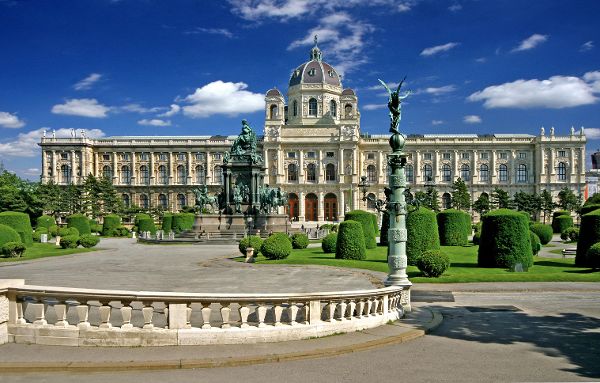 History of Art Museum (KHM) in Vienna